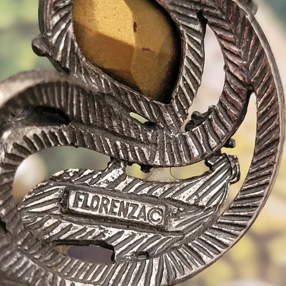 Florenza Hat Pin Stick Pin ~ Vintage ~ Victorian Revival ~ Rhinestones ~ Flaws - Picture 10 of 16